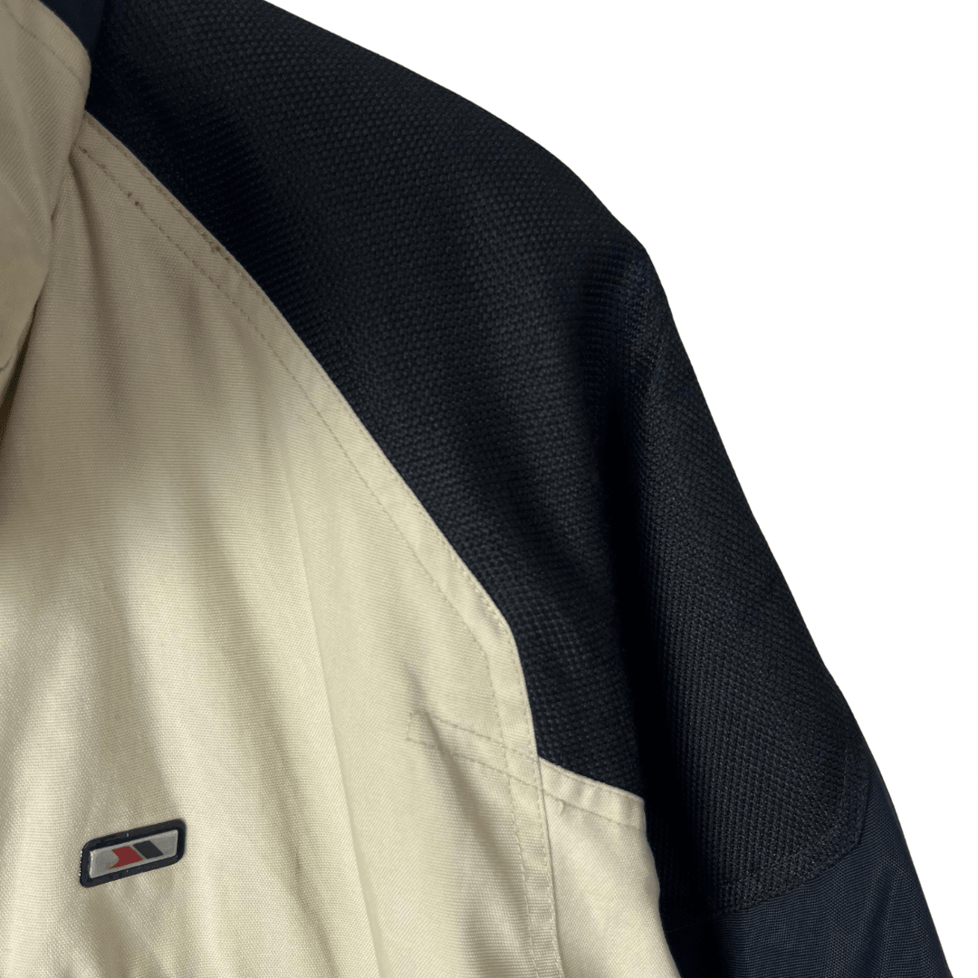 Trespass Jacket with Foldable Hood Large - Funkify