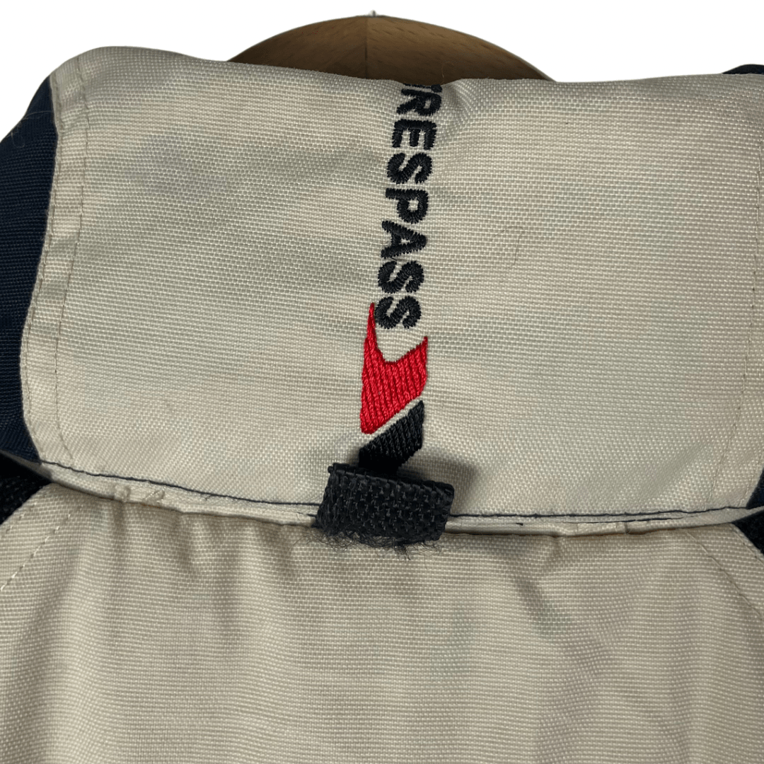 Trespass Jacket with Foldable Hood Large - Funkify
