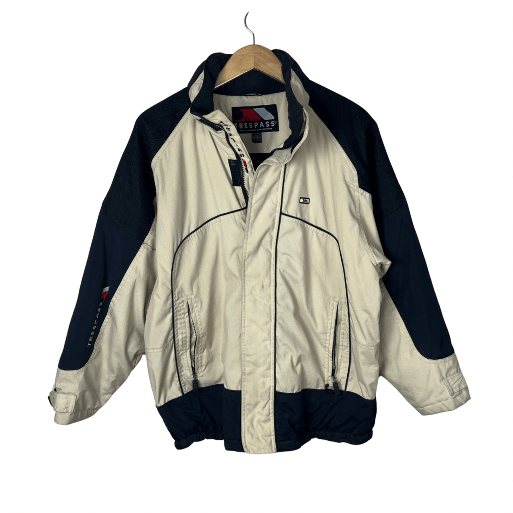 Trespass Jacket with Foldable Hood Large - Funkify