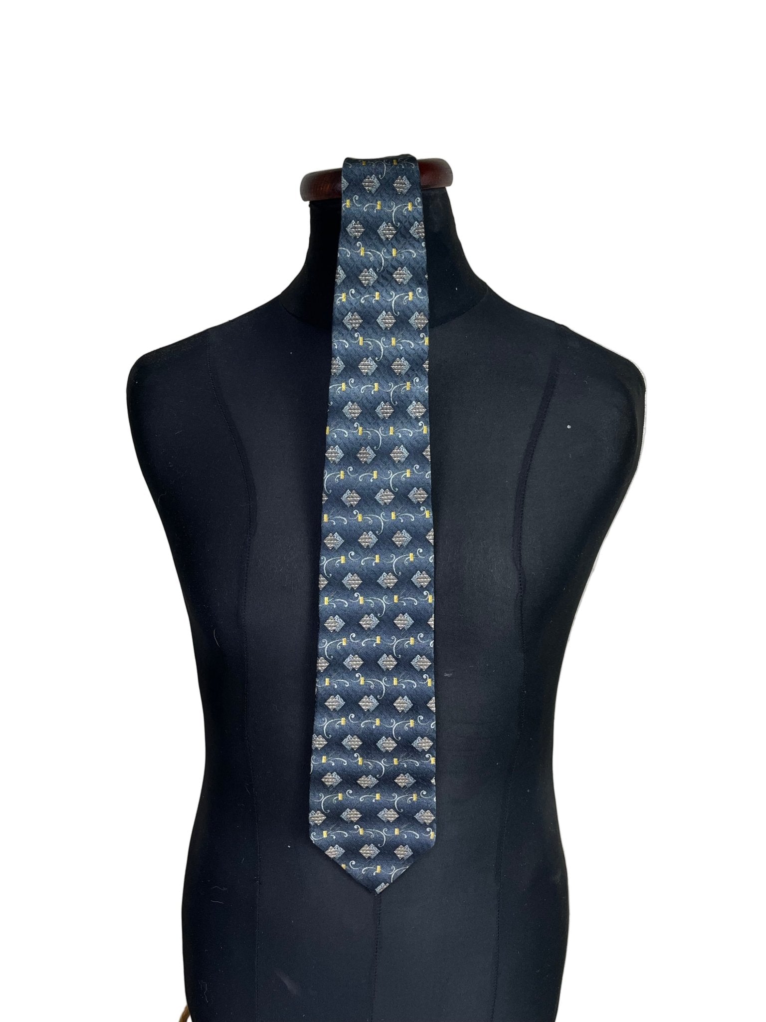 Trump Arrow Necktie - Funkify