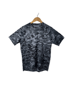 Under Armour T-Shirt Medium - Funkify