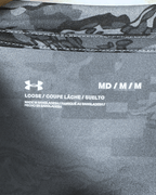 Under Armour T-Shirt Medium - Funkify
