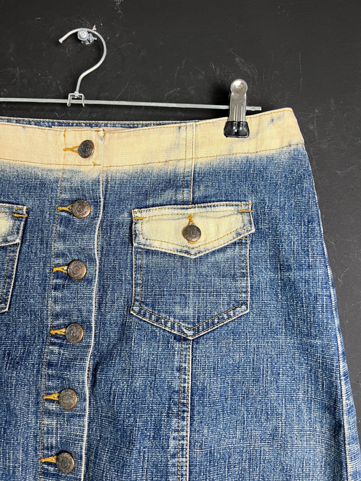 Vero Moda Button Down Skirt - Funkify
