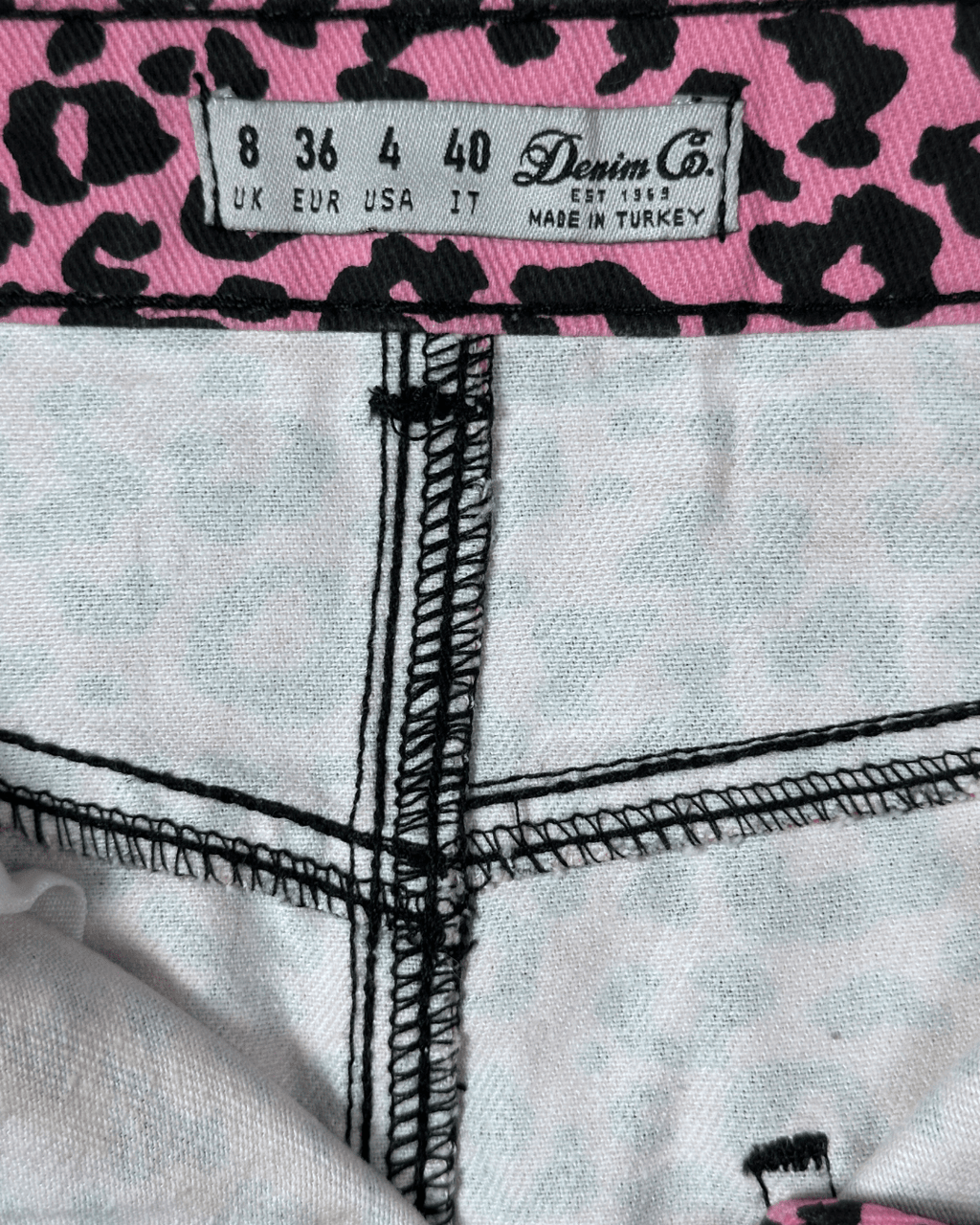 Vintage 2000s Leopard Print Mini Skirt - Funkify