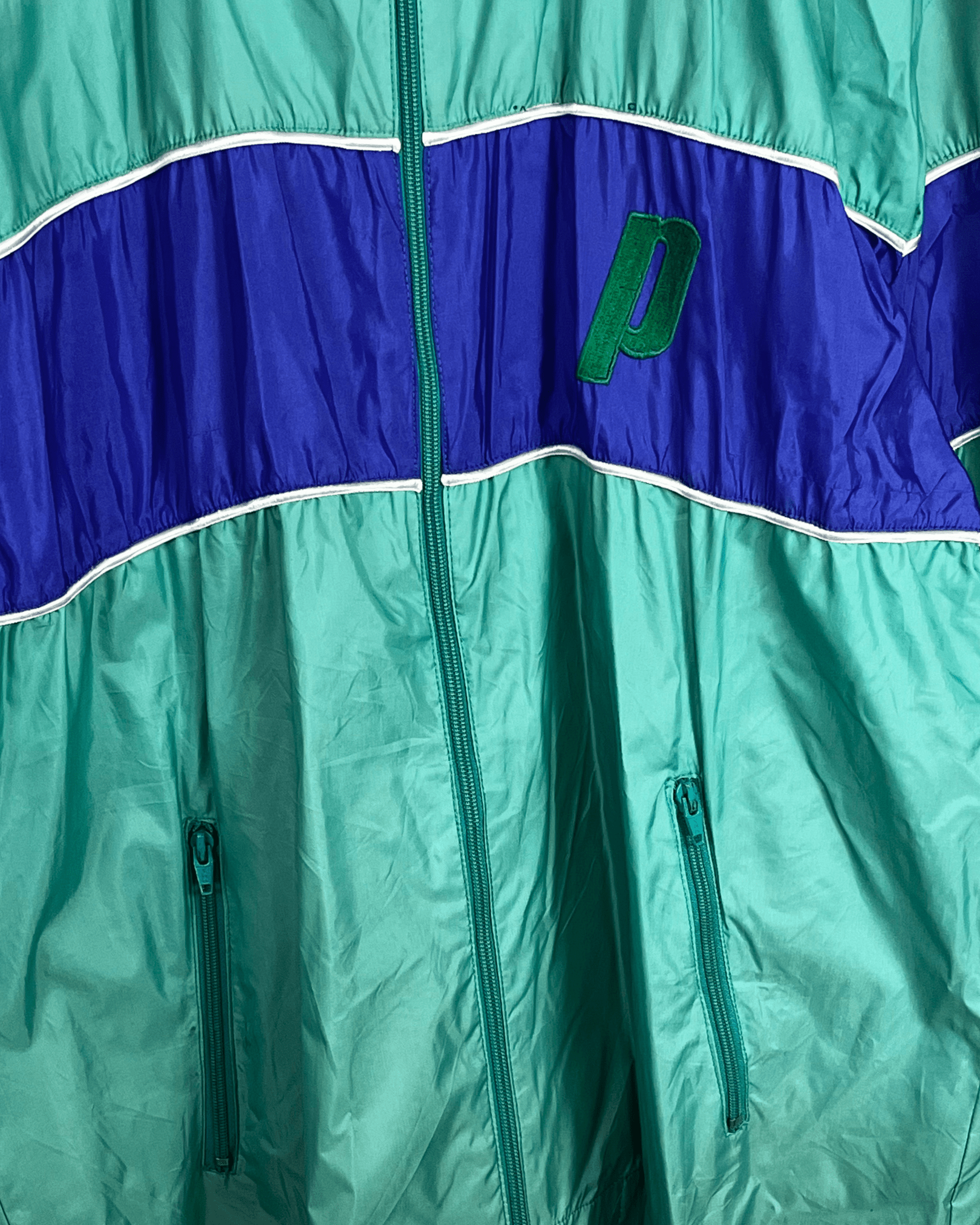 Vintage 80s Windbreaker Jacket with Foldable Hood - Medium - Funkify