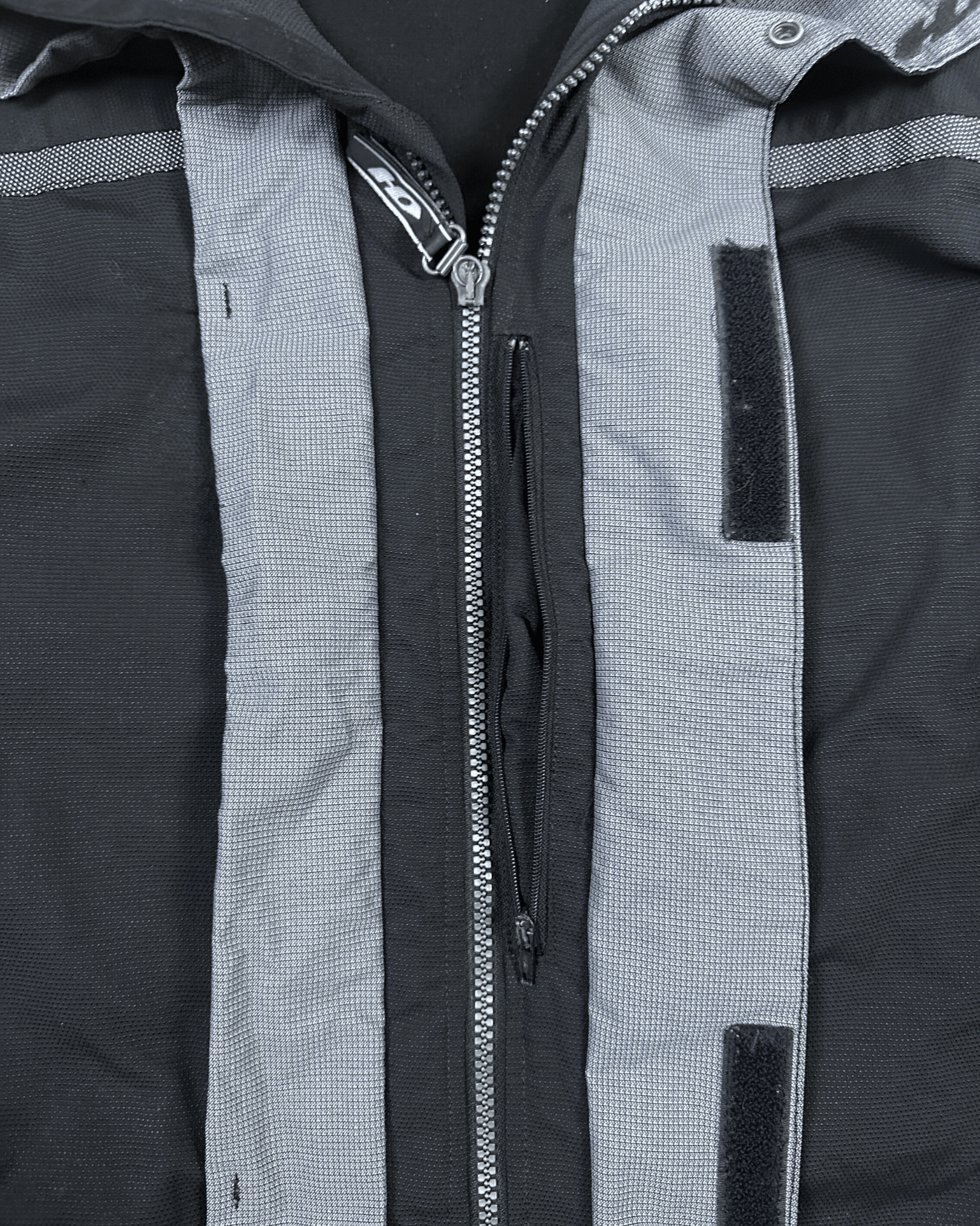 Vintage H. Duvillard Technical Ski Jacket - Large - Funkify