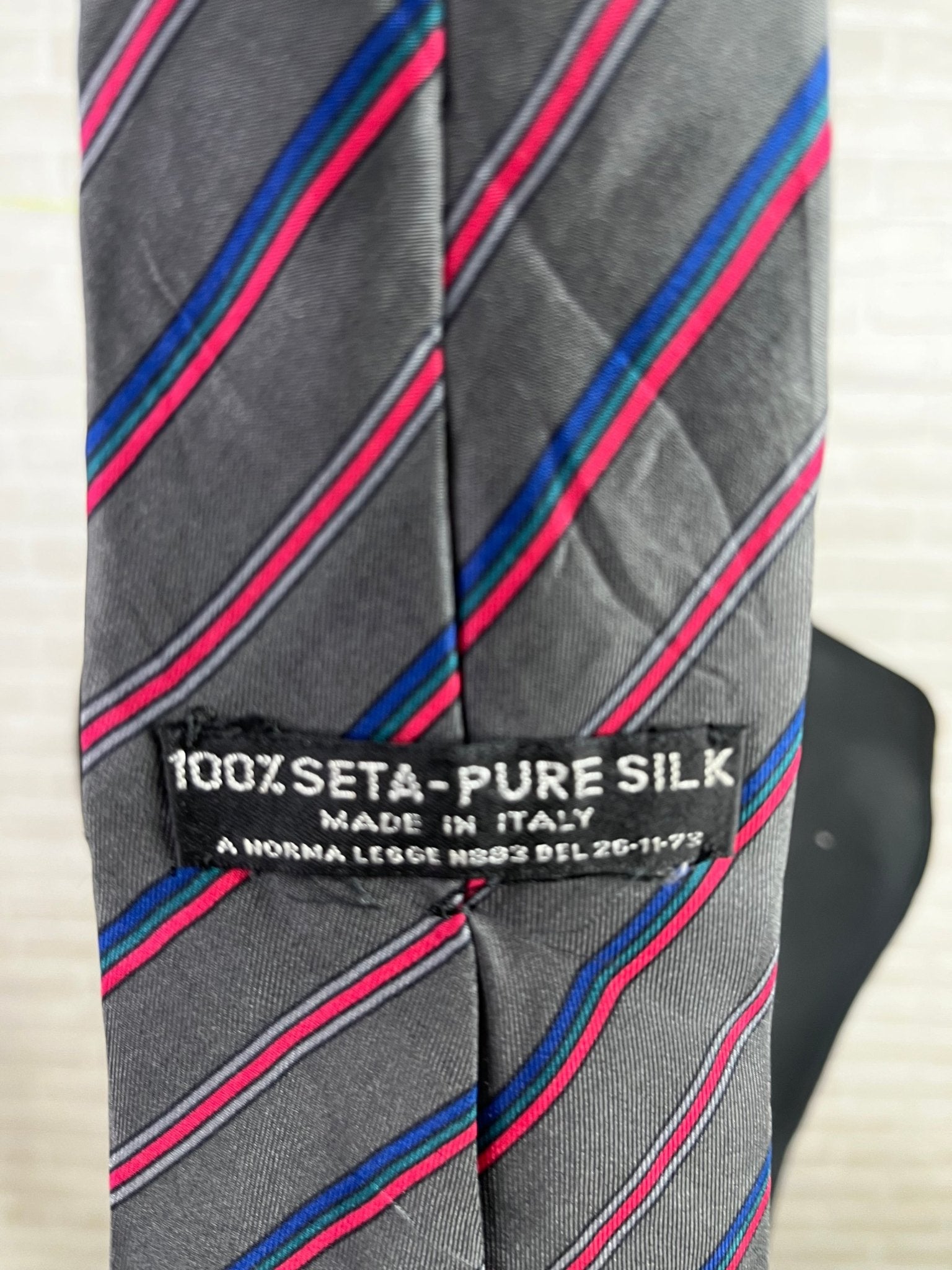 Vintage Jean Pierre Milano Gray Striped Pure Silk Necktie 8 cm - Funkify