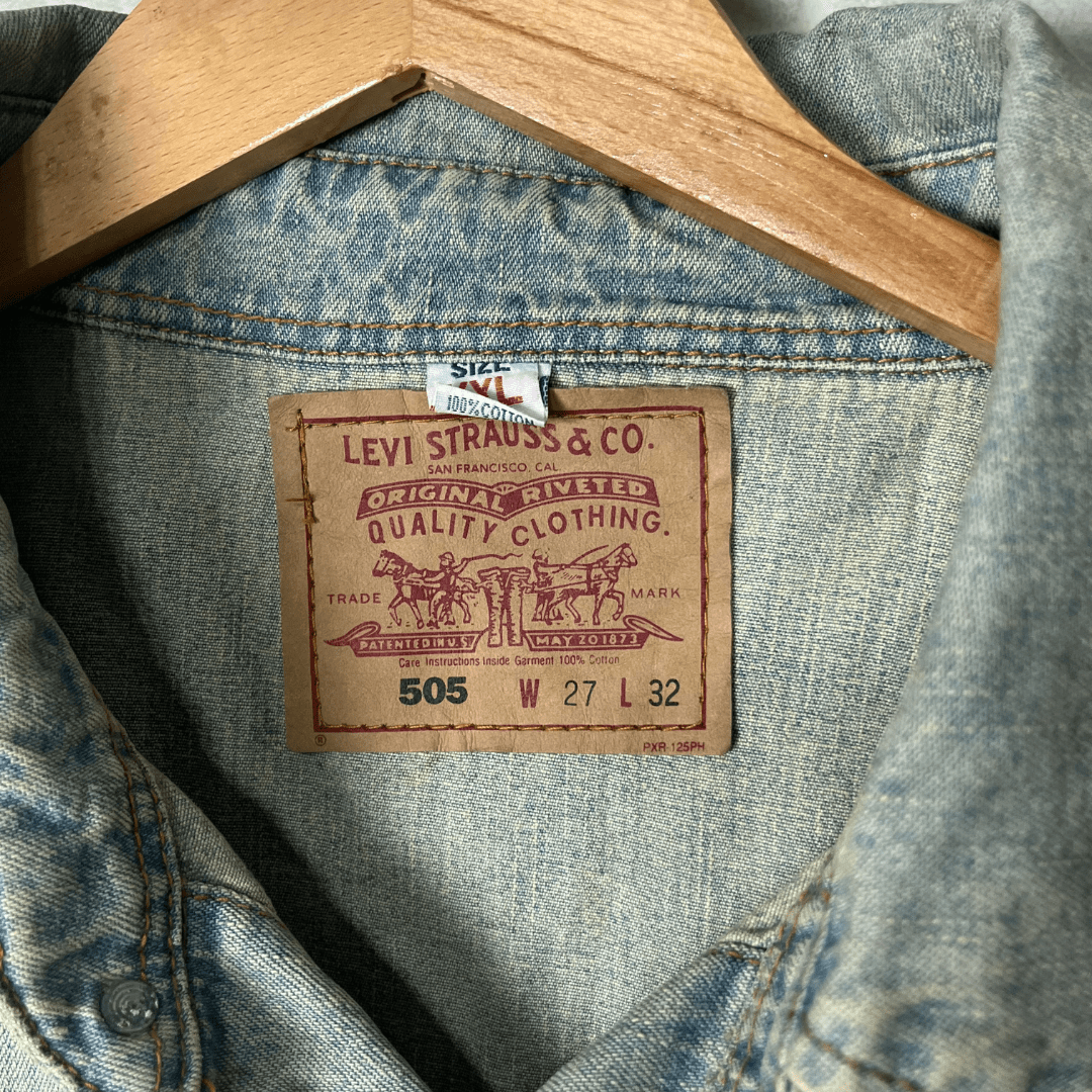 Vintage Levi’s Denim Jacket XL - Funkify