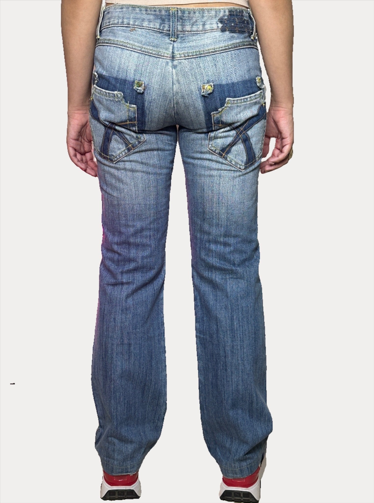 Vintage Low waist Women's Denim Jeans with Button Detailing - Funkify