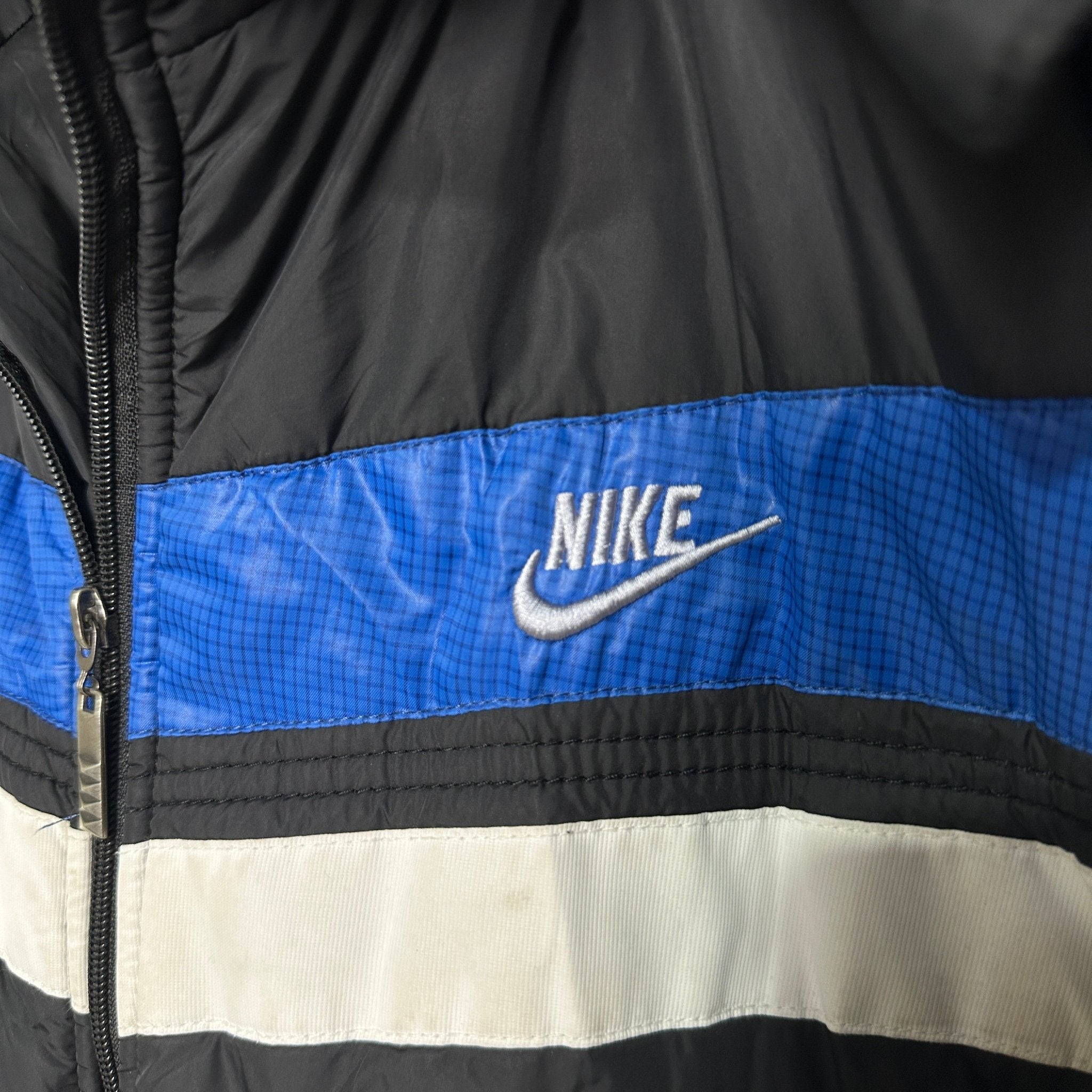 Vintage Nike Puffer Jacket Medium - Funkify