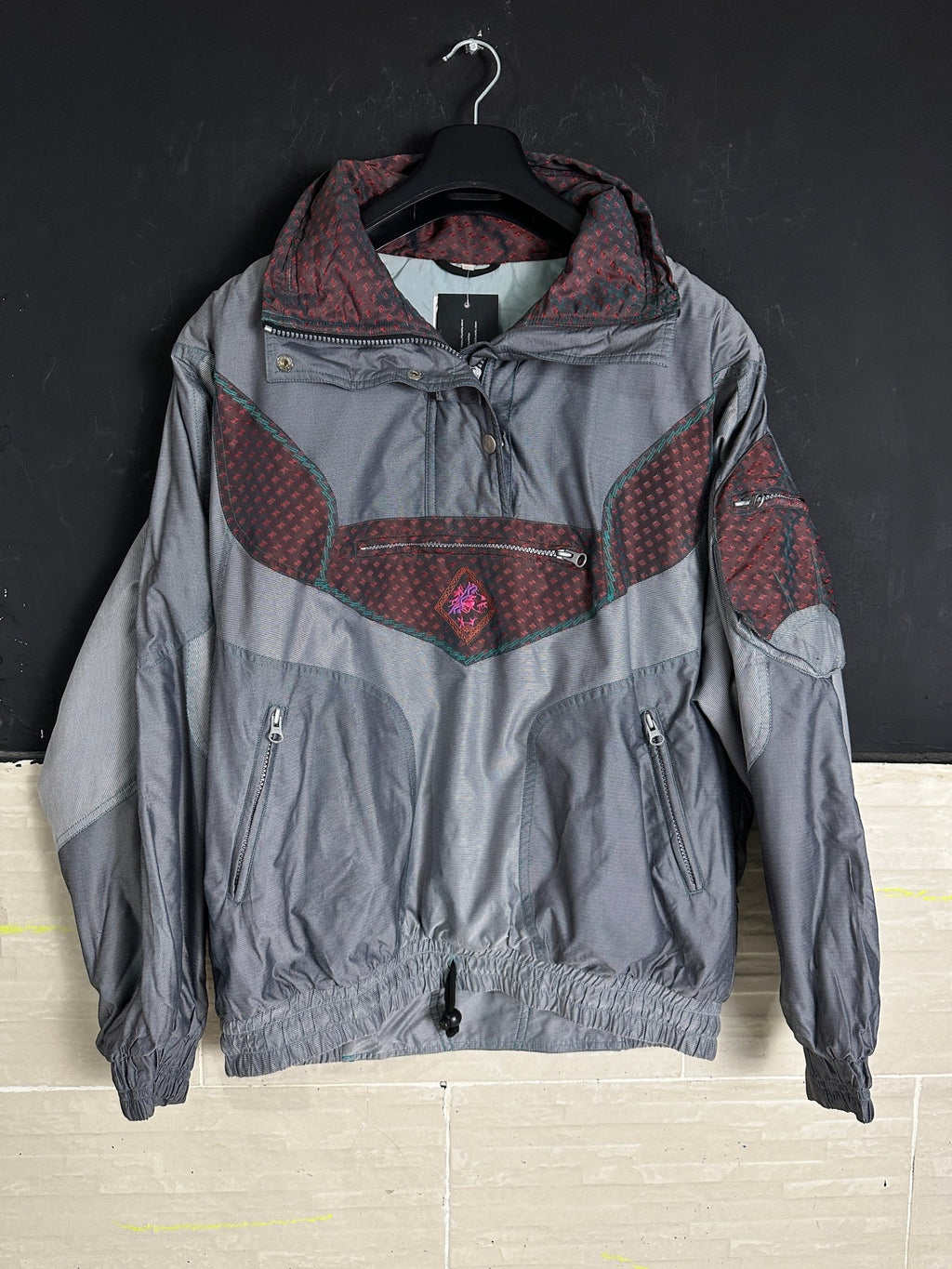 Vintage Quarter-zip Embroidered Jacket - Funkify
