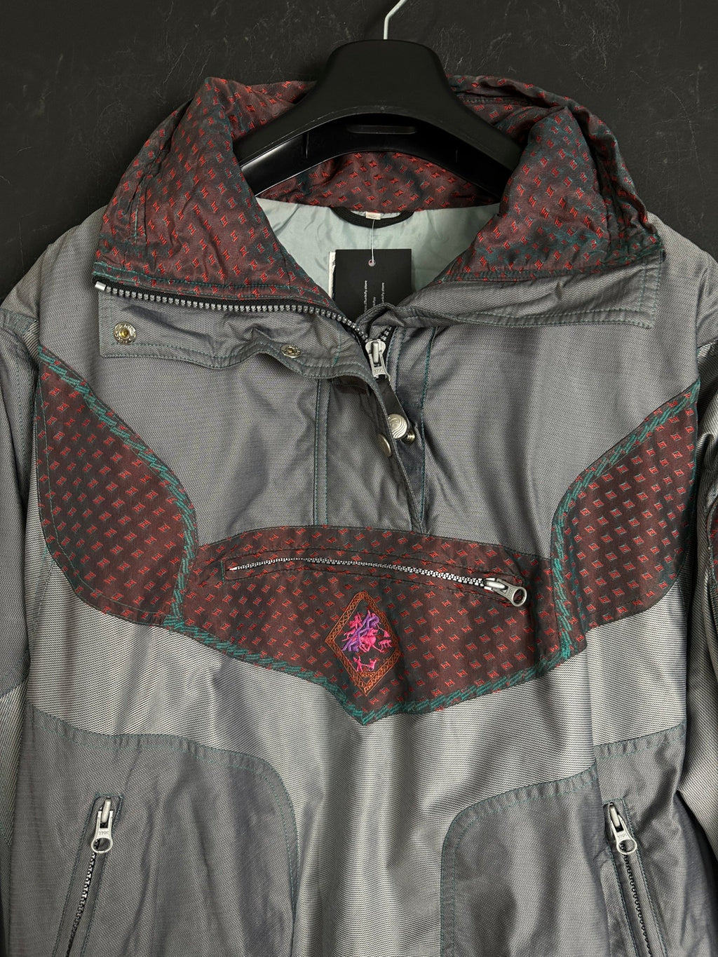 Vintage Quarter-zip Embroidered Jacket - Funkify