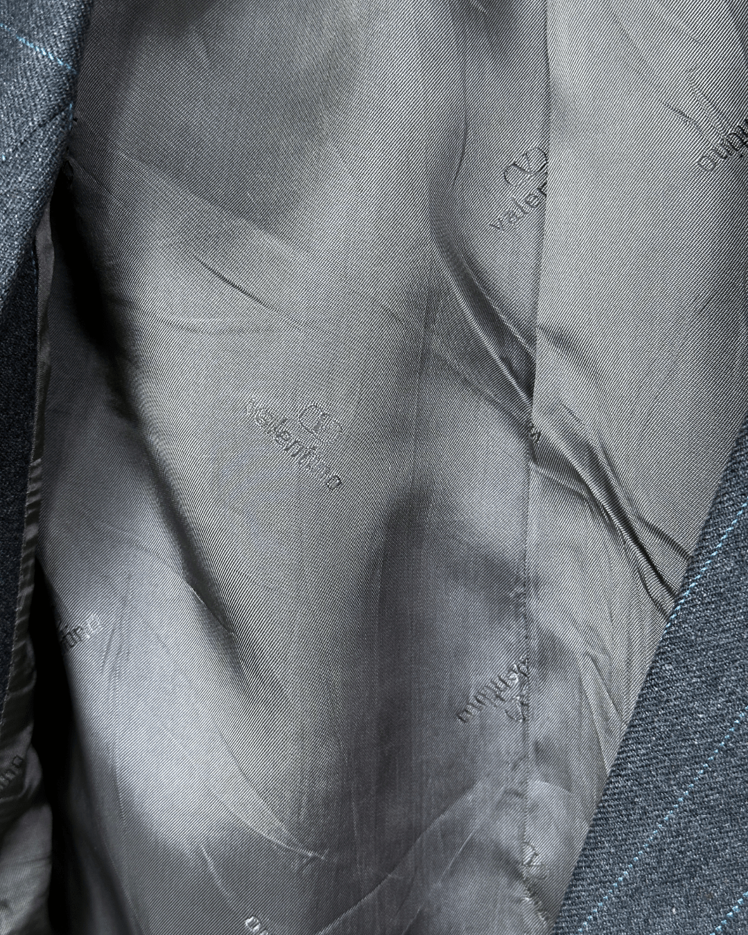 Vintage Valentino Uomo Pinstripe Pure Virgin Wool Blazer - Funkify