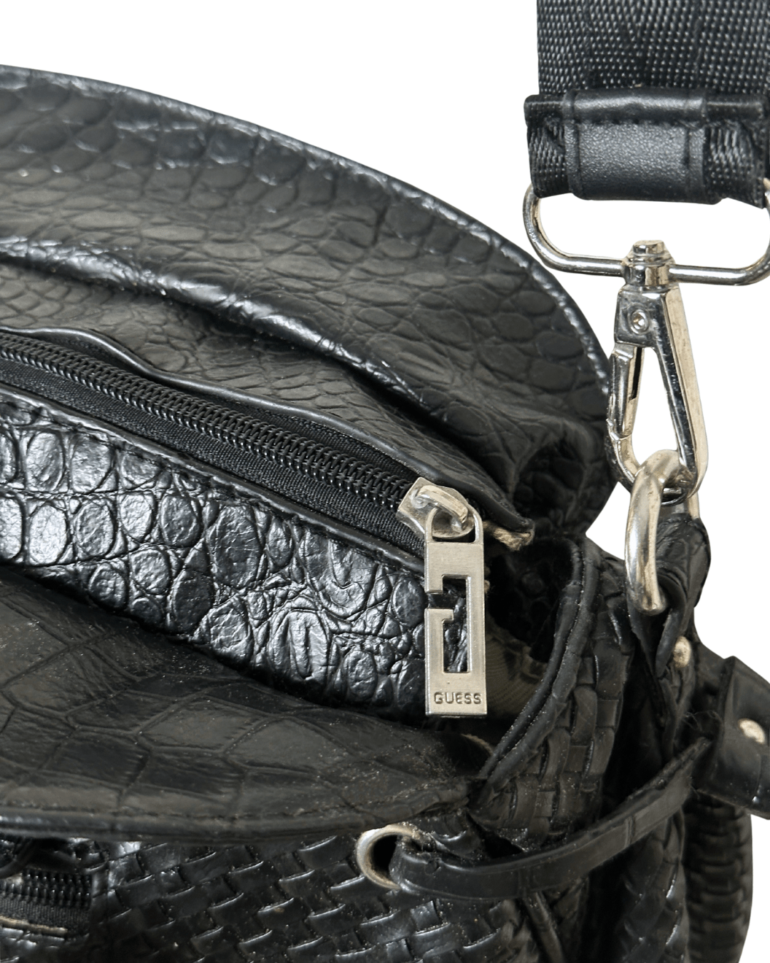 Vintage Y2K Guess Black Embossed Leather Shoulder Bag - Funkify