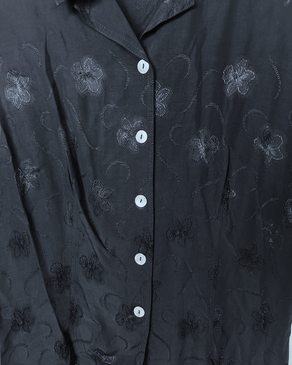Women's Embroidered Floral Shirt Medium - Funkify