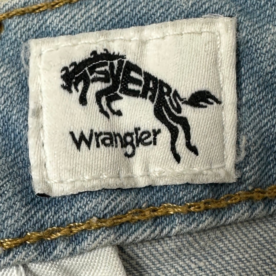WOMEN'S Wrangler High Rise True Straight Leg Jeans - Funkify