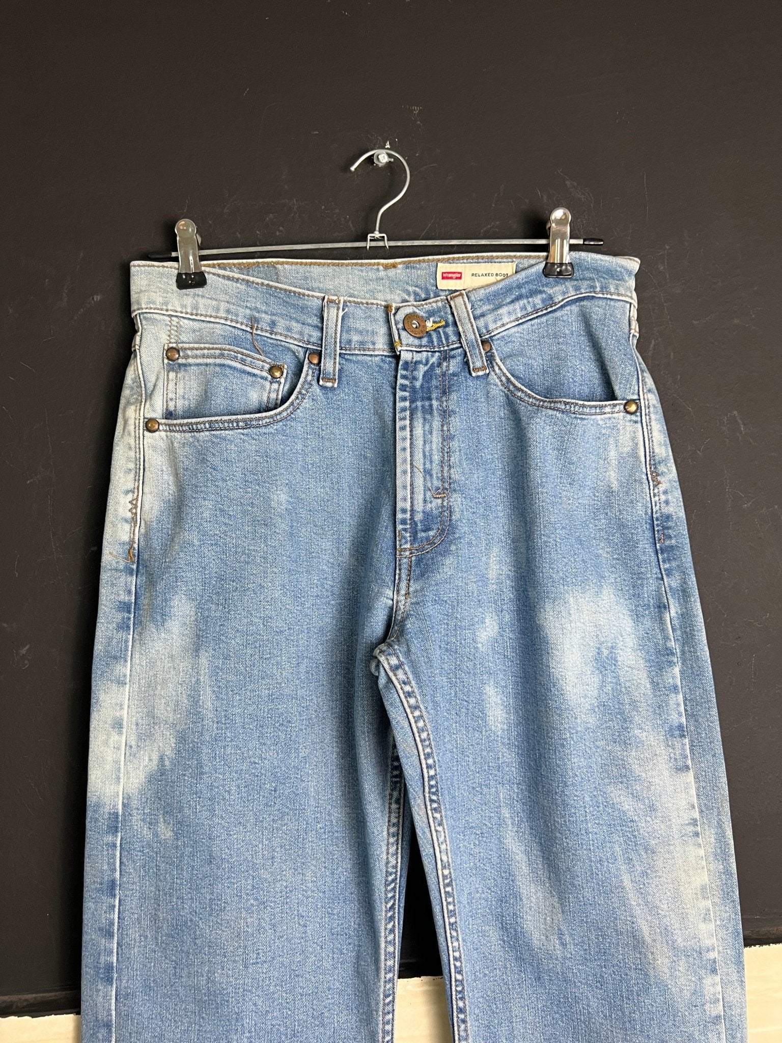 Wrangler Relaxed Boot Cut Jeans - Funkify