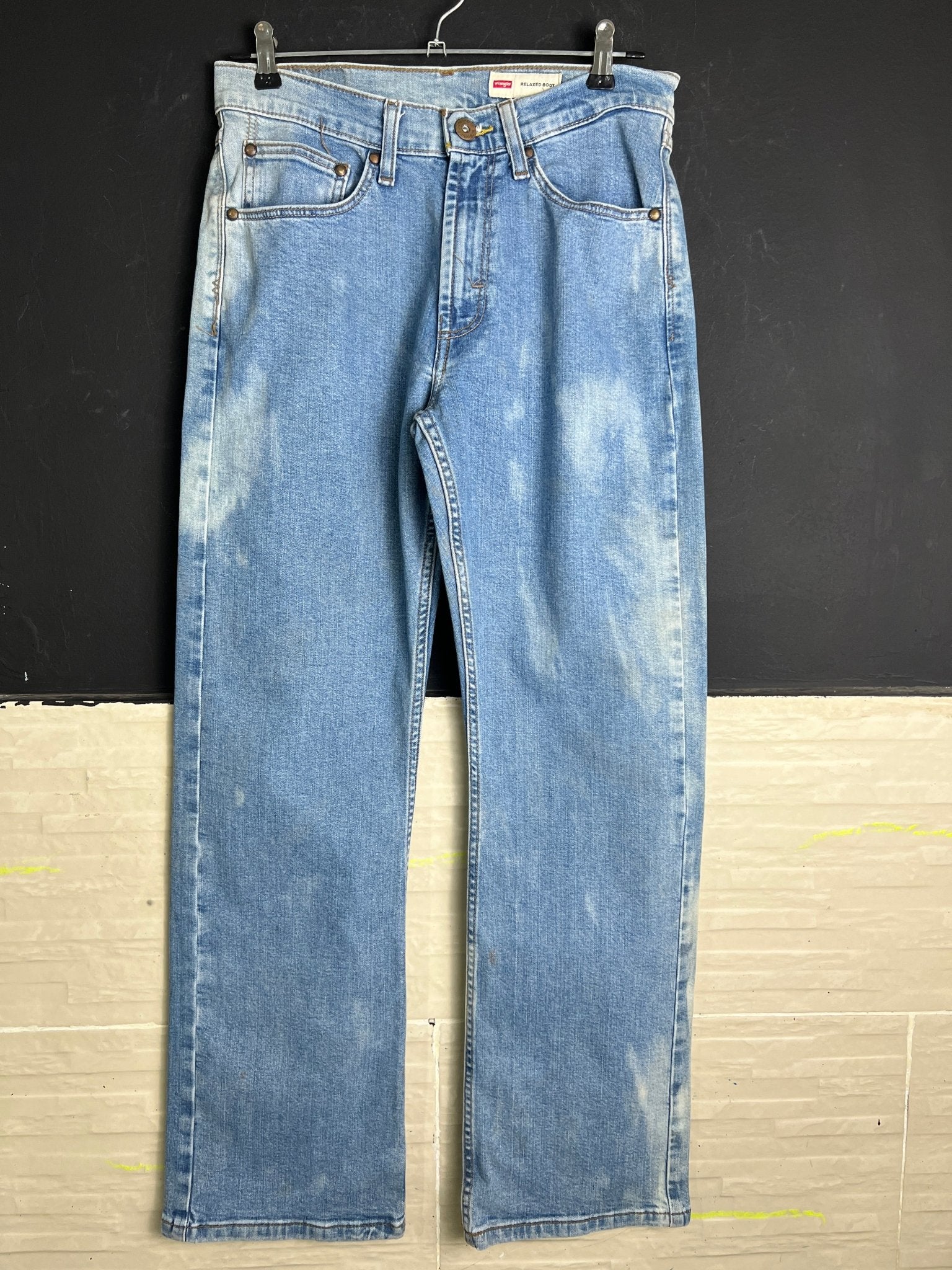 Wrangler Relaxed Boot Cut Jeans - Funkify