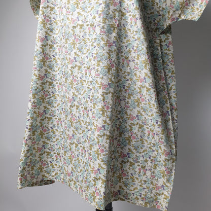 Vintage flower pattern blouse