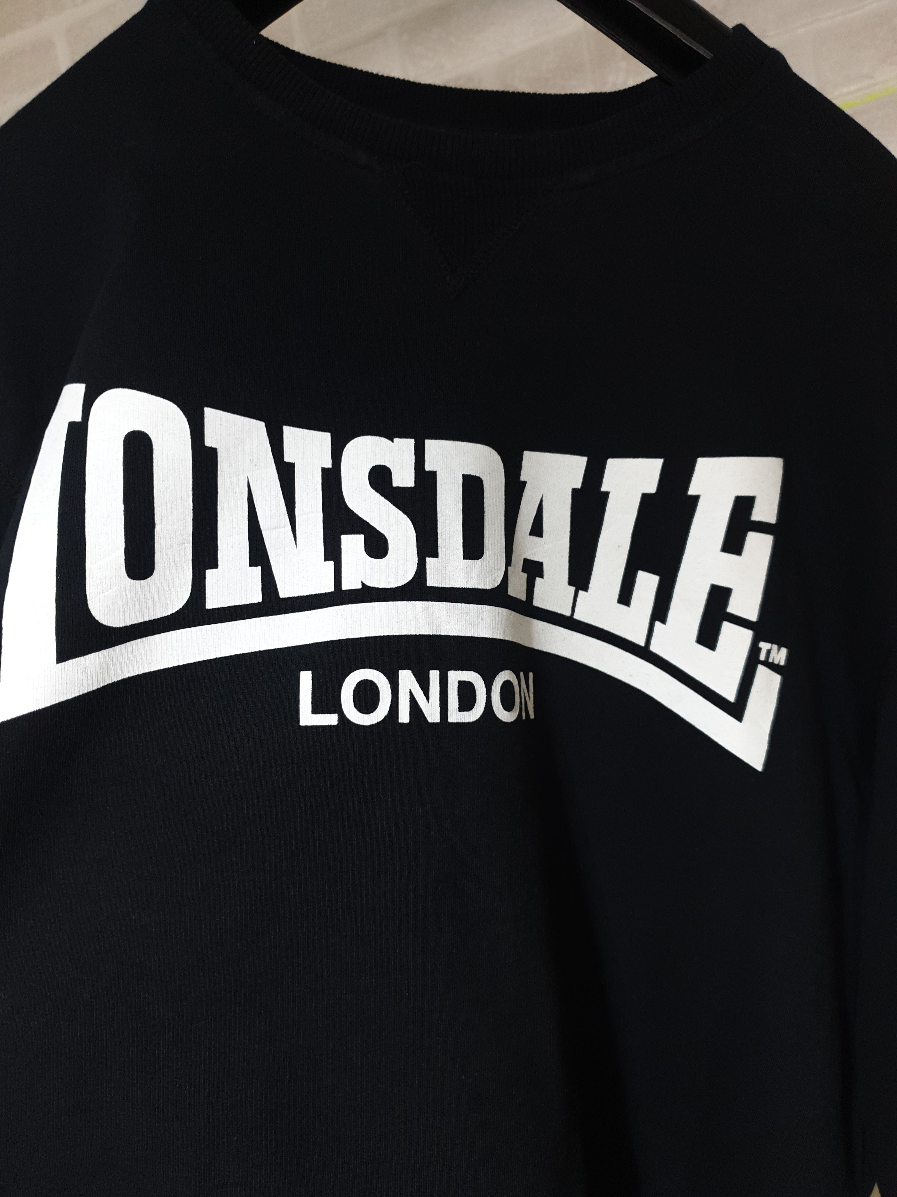 Lonsdale Crewneck Sweatshirt