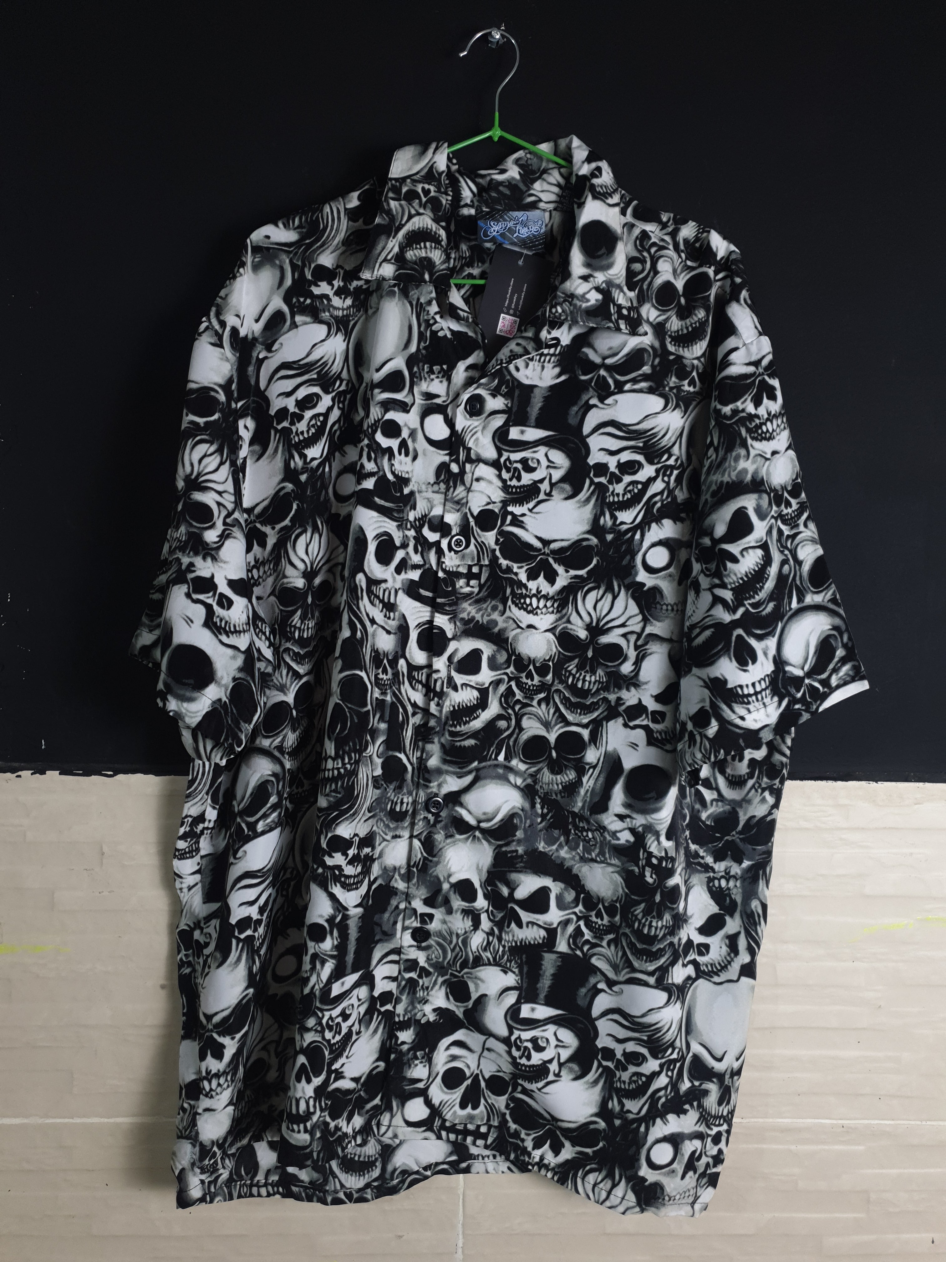 Sapphire Lounge Skull Shirt