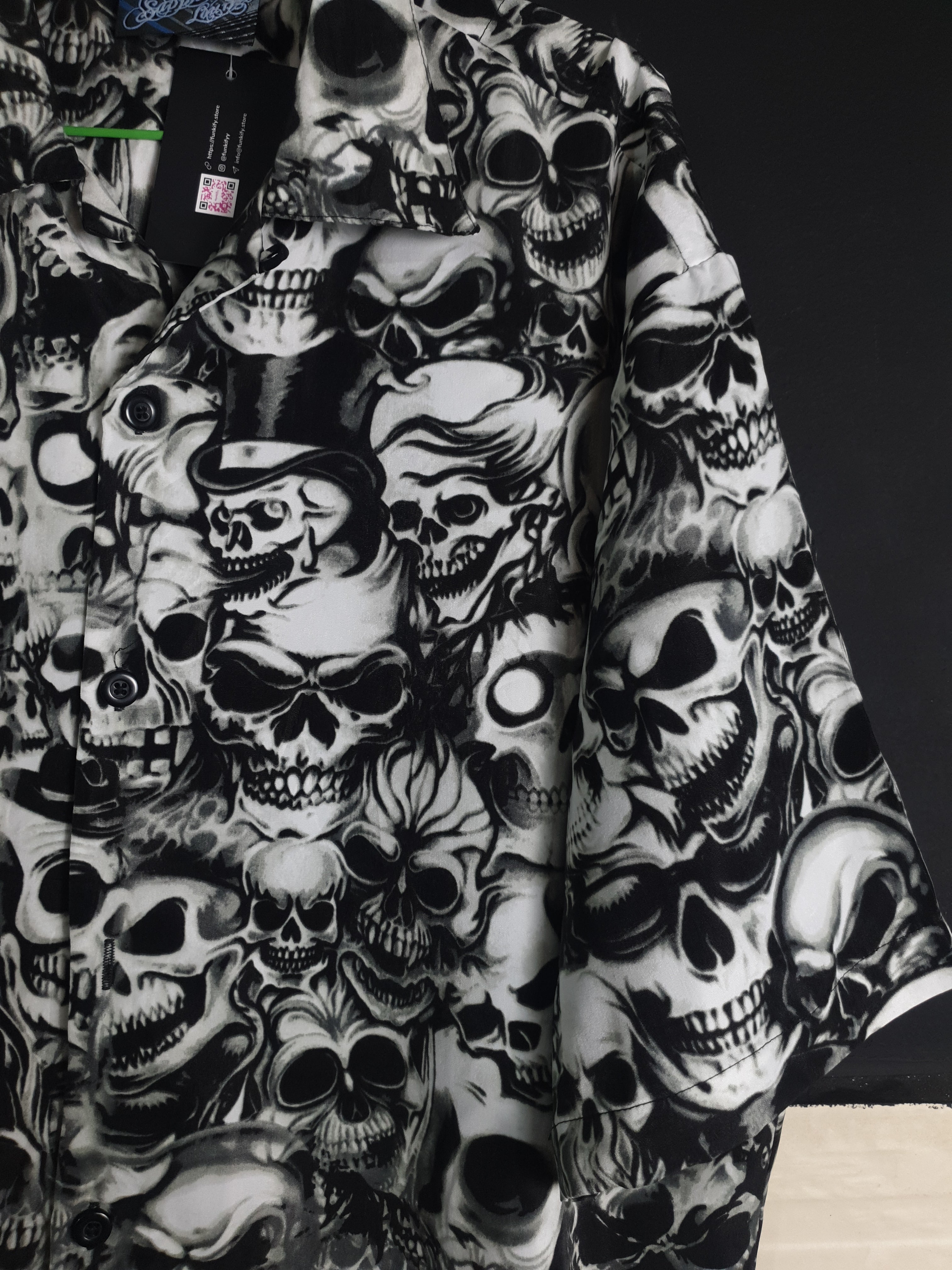 Sapphire Lounge Skull Shirt
