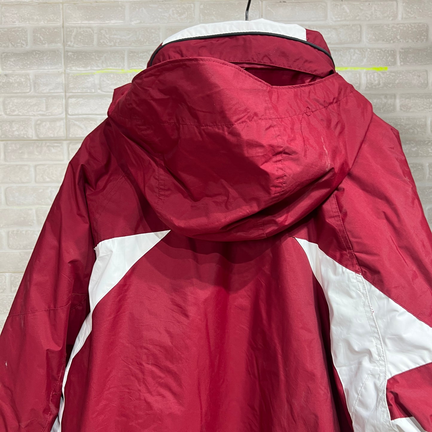 Columbia Ski Jacket with Foldable Hood