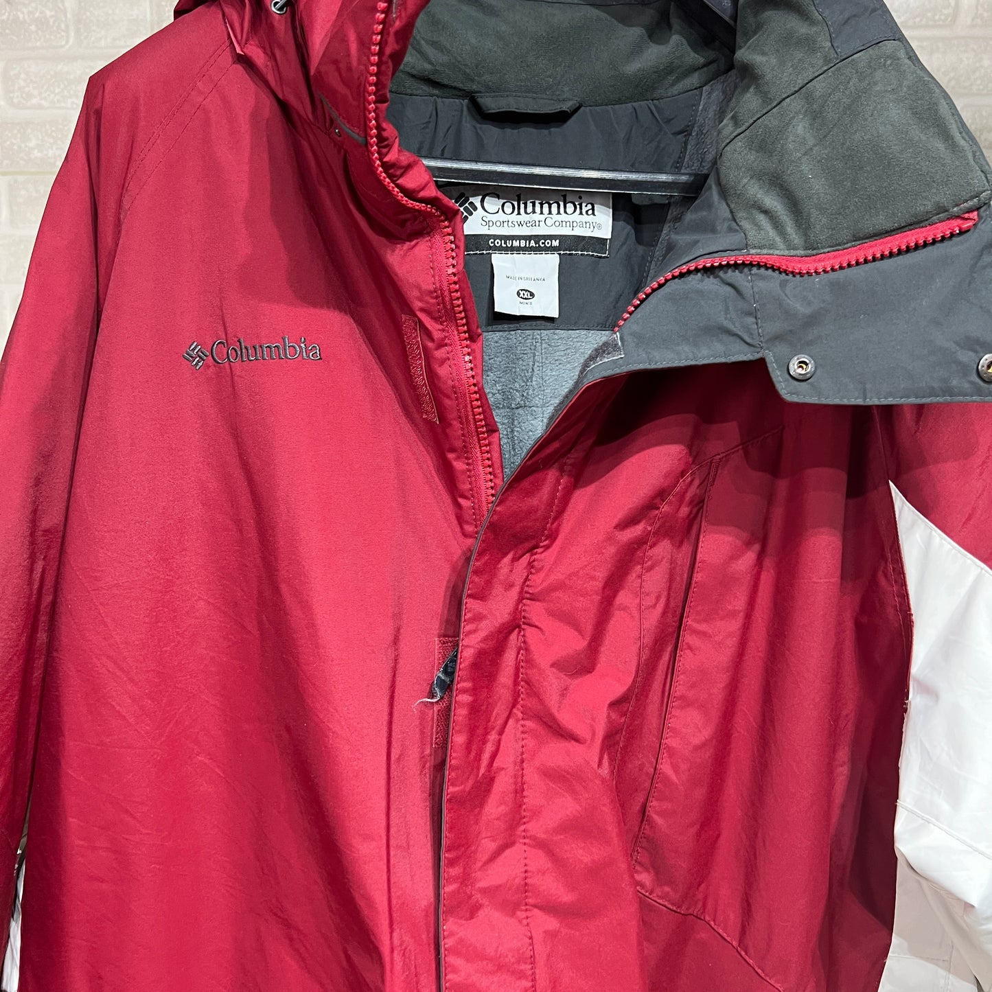 Columbia Ski Jacket with Foldable Hood