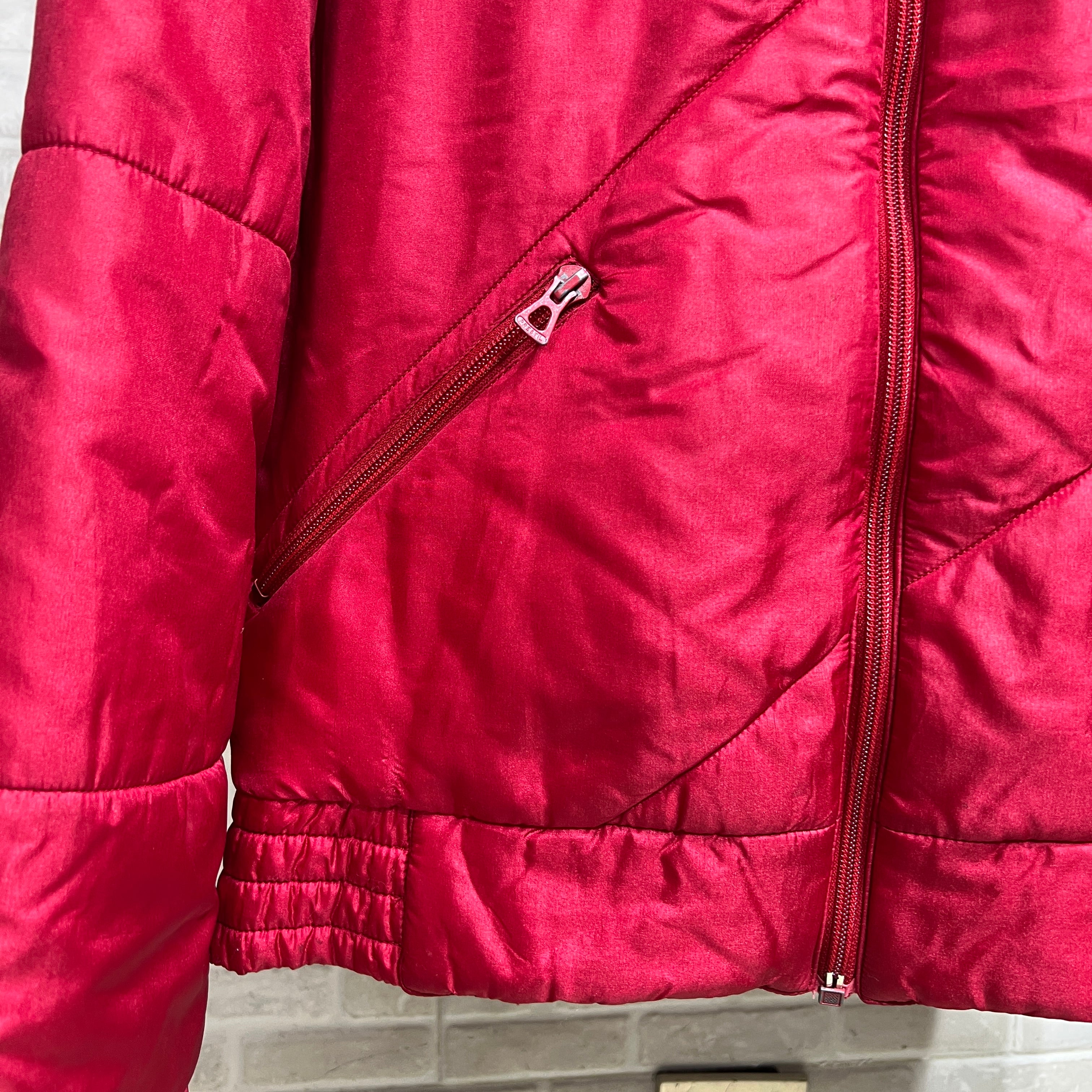 Vintage Ellesse Puffer Jacket with Foldable Hood