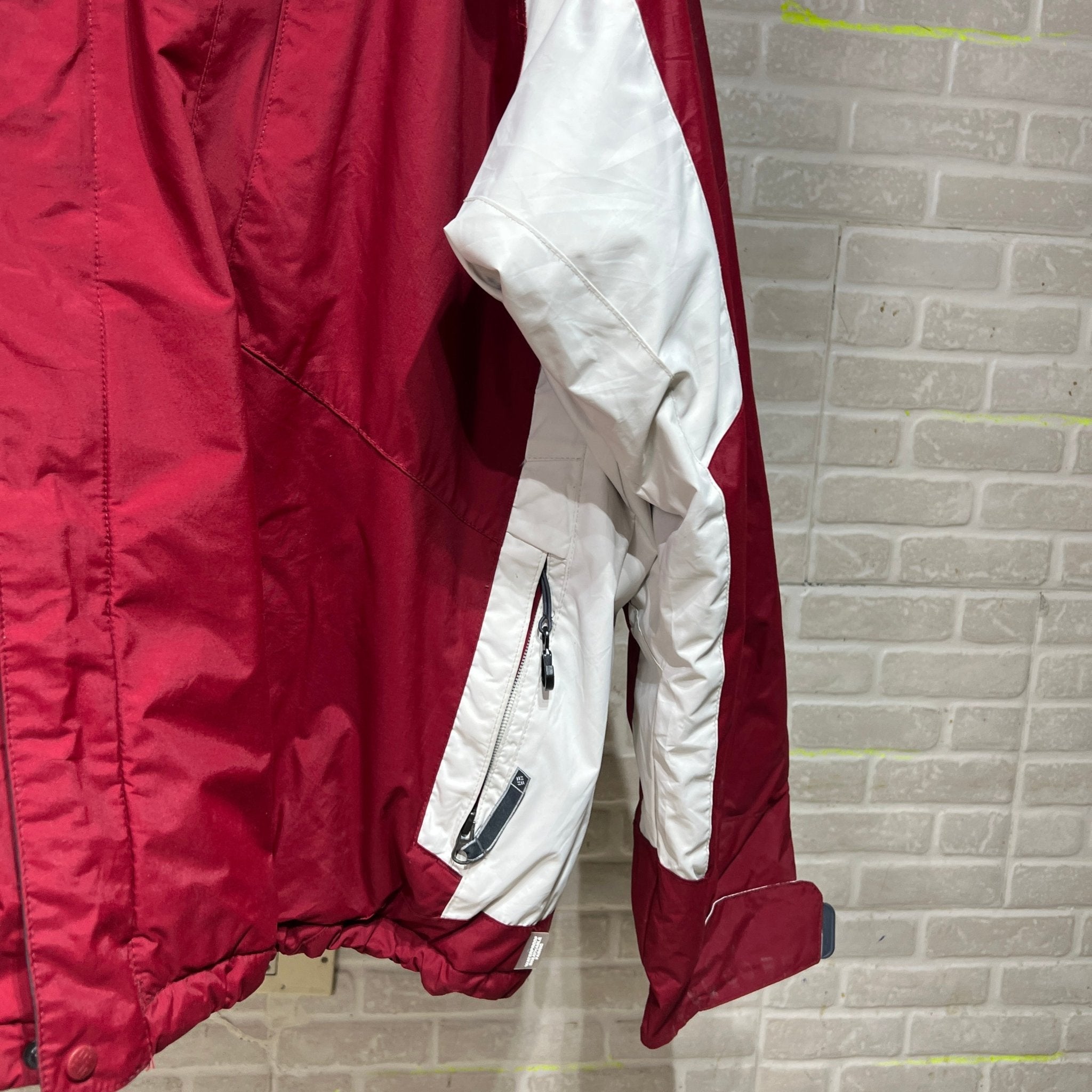 Columbia Ski Jacket with Foldable Hood - Funkify