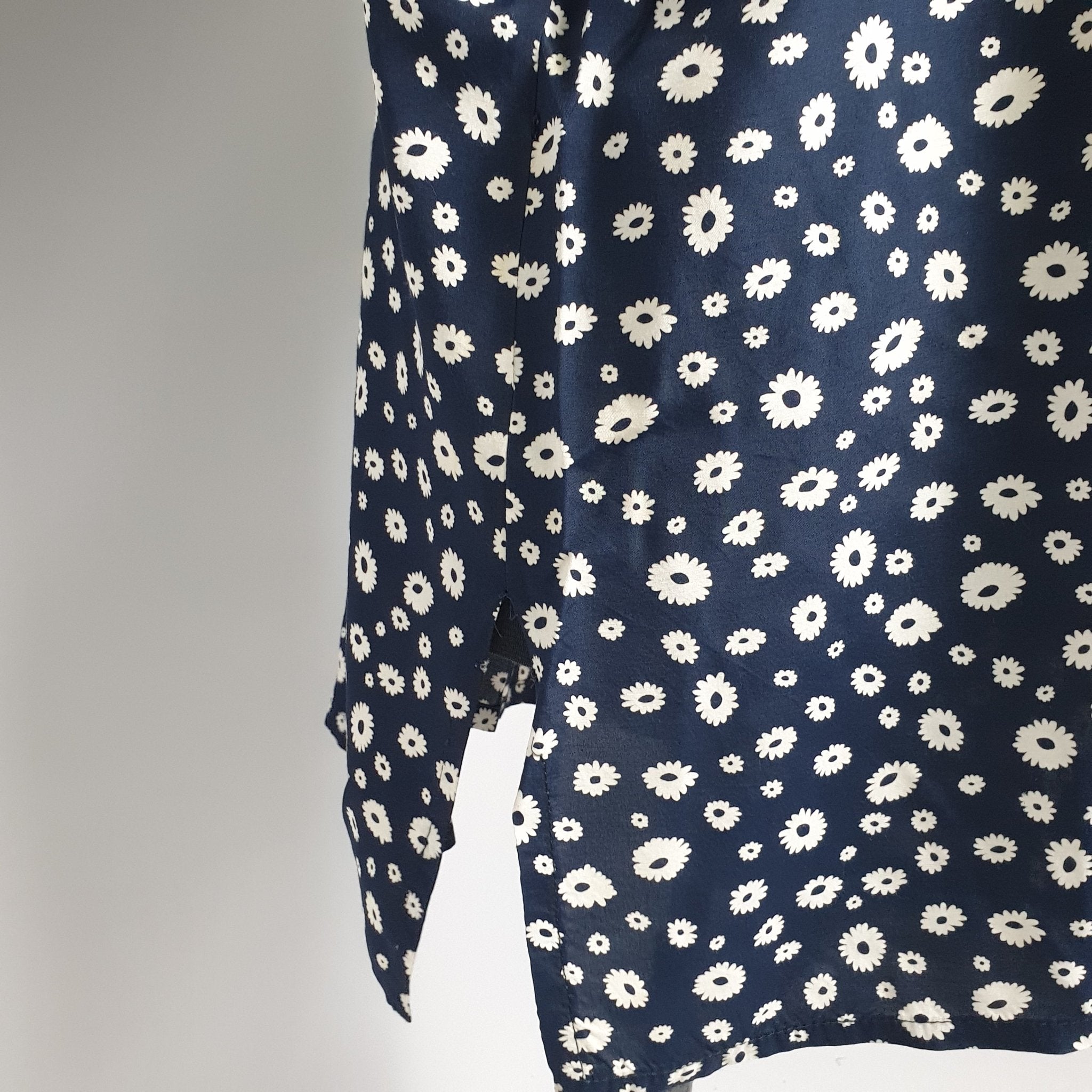 Daisy print shirt XL - Funkify