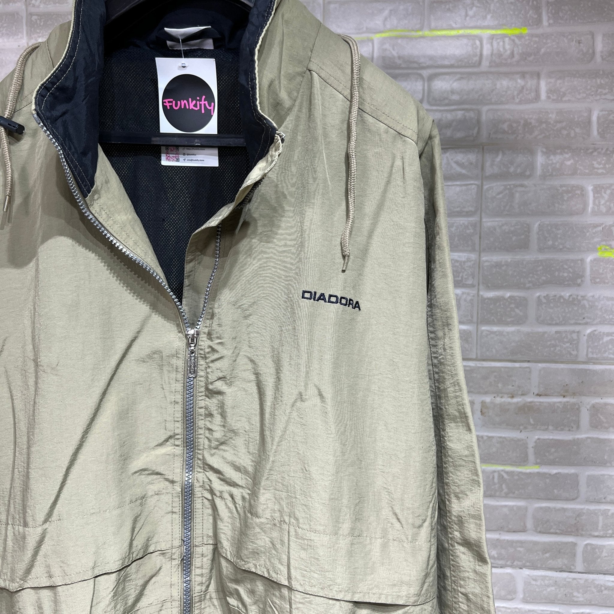 Diadora Biege Jacket - Funkify