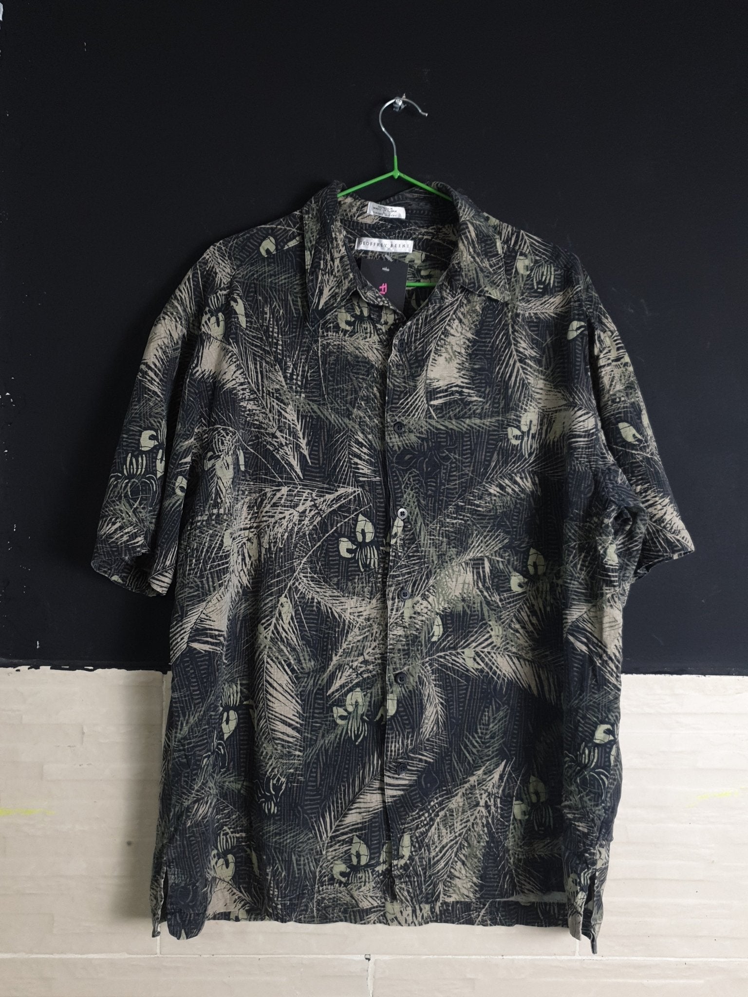 Geoffrey Beene Shirt - Funkify