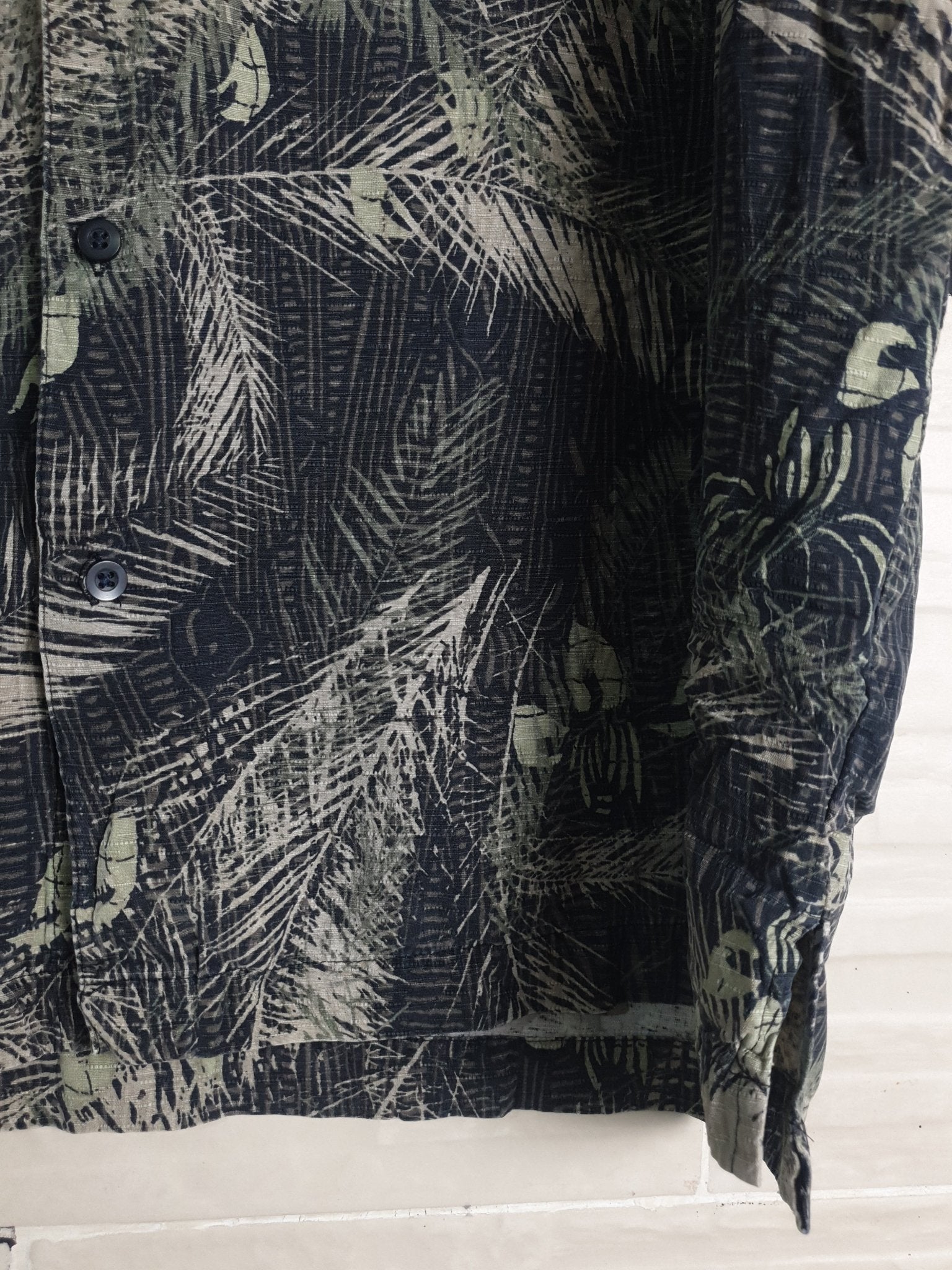 Geoffrey Beene Shirt - Funkify