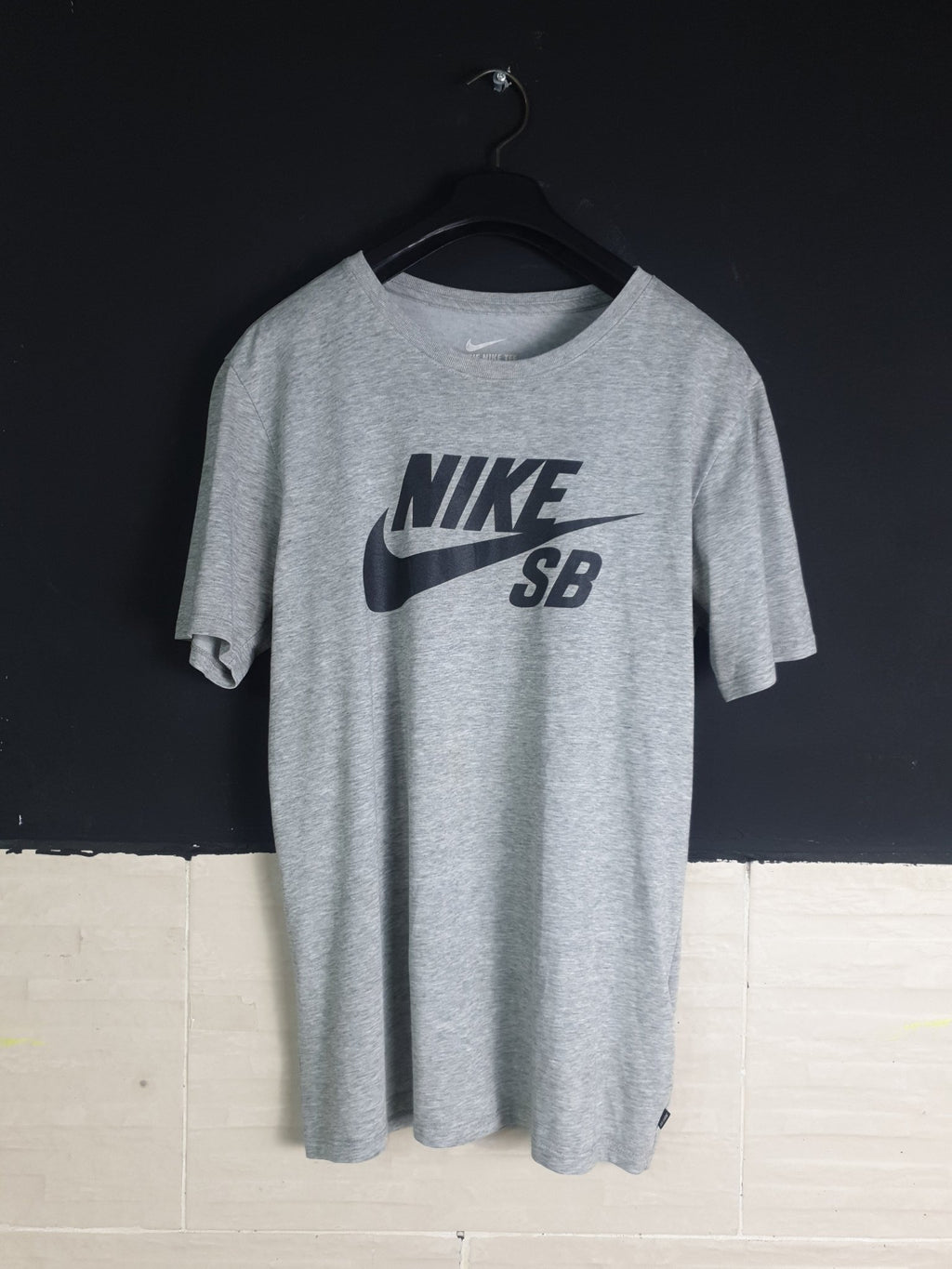 Nike SB Grey T-Shirt - Funkify
