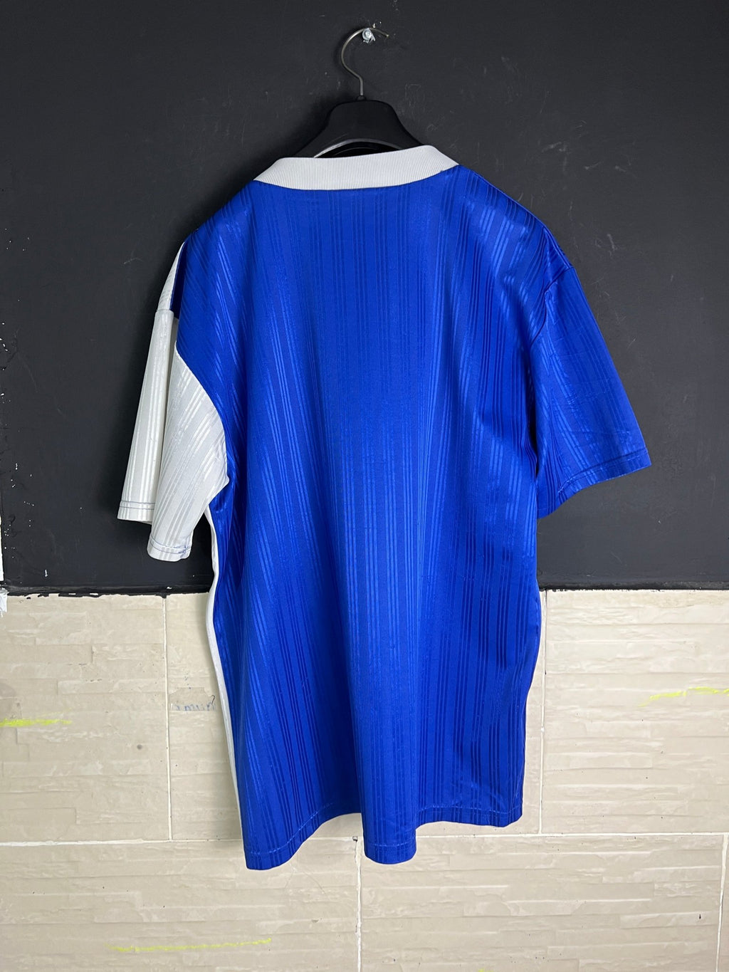 Vintage Adidas T-Shirt - Funkify