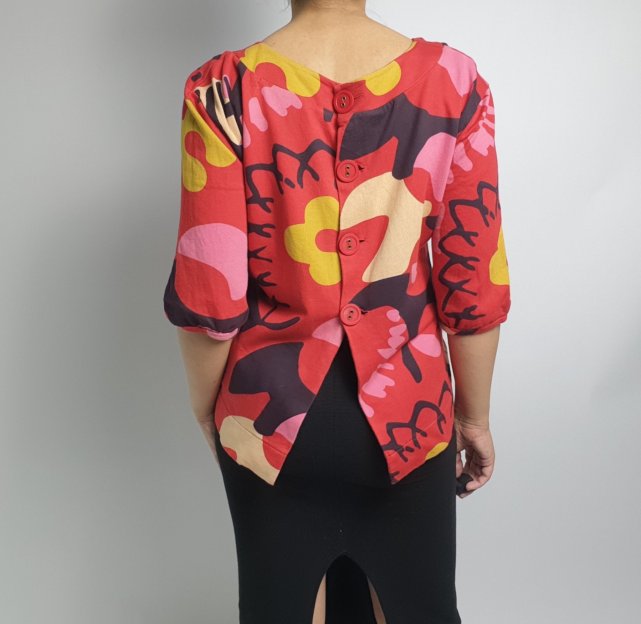 Vintage button-back blouse - Funkify