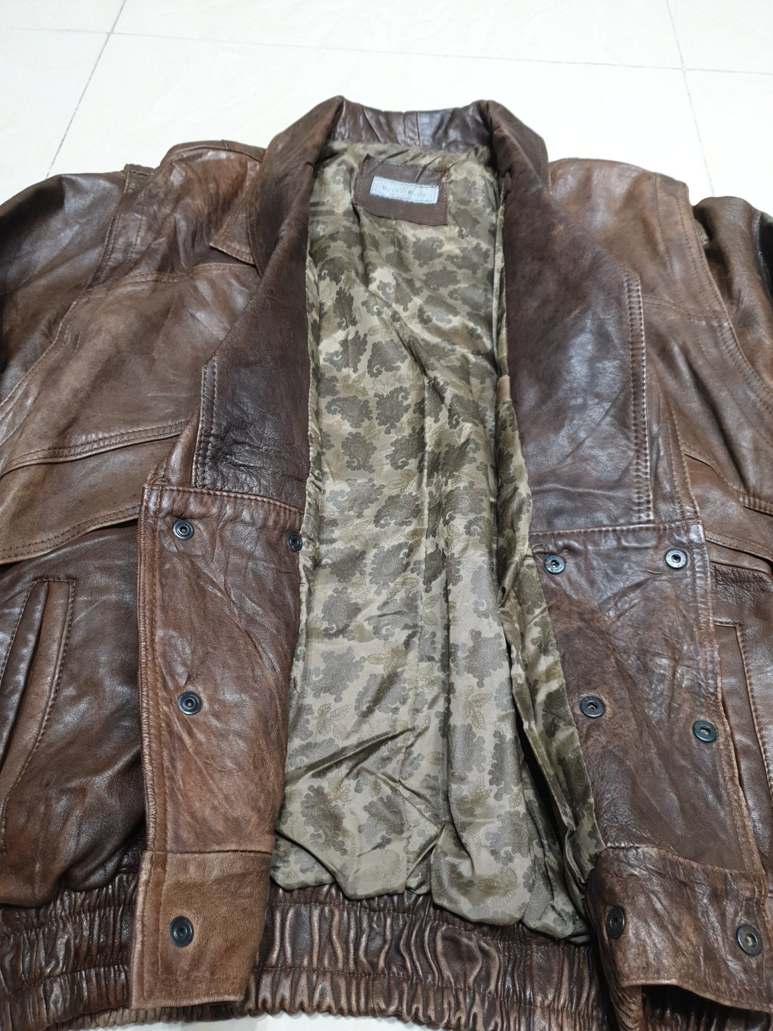Vintage Genuine Leather Jacket with Detachable Sleeves - Funkify