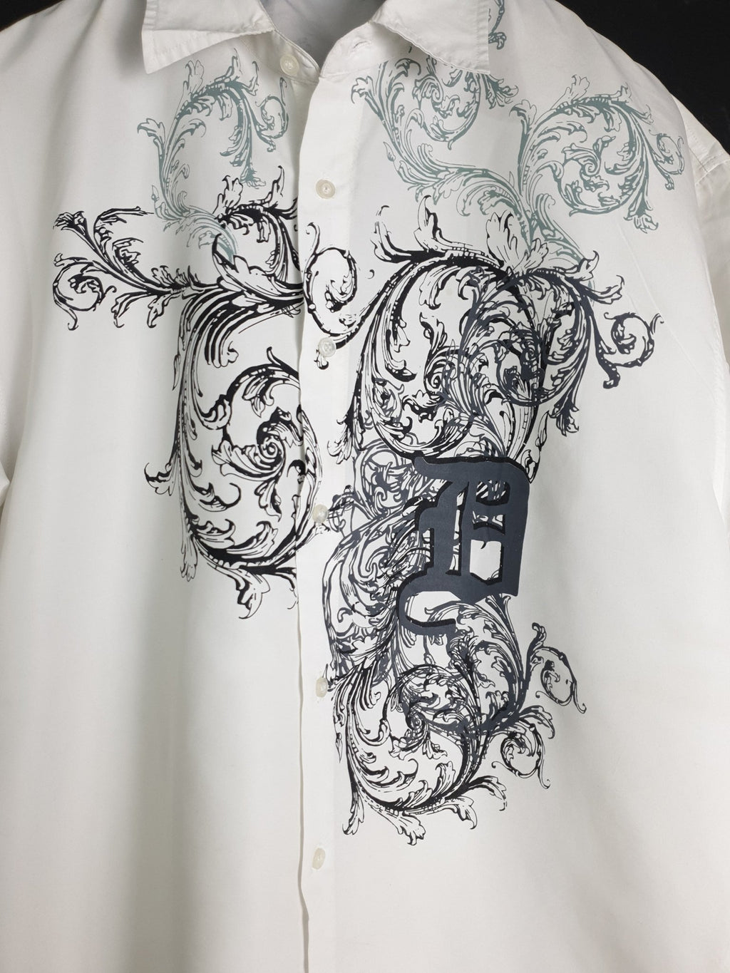 Vintage Identic Shirt - Funkify