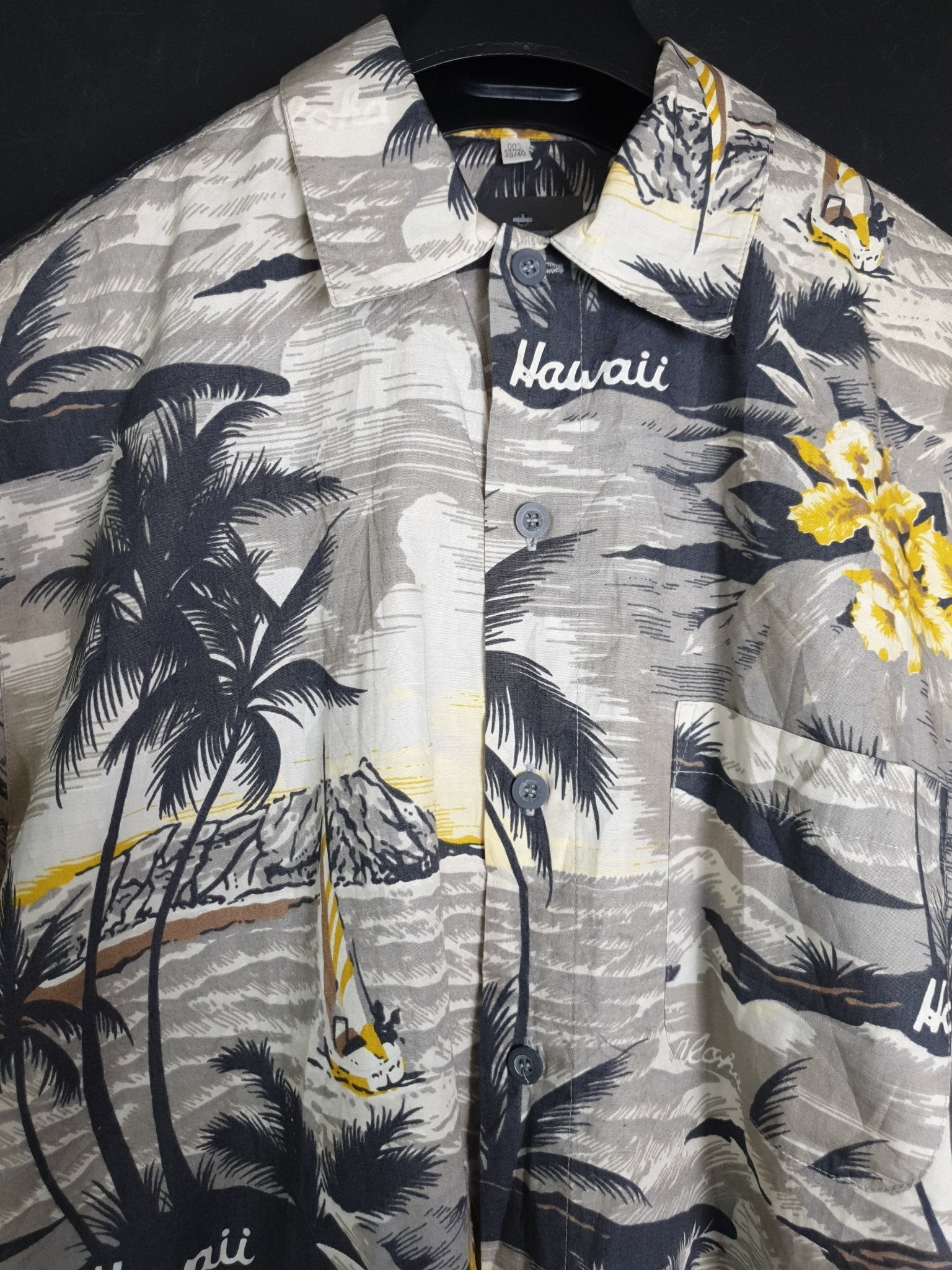 Vintage John F. Gee Hawaiian Shirt - Funkify